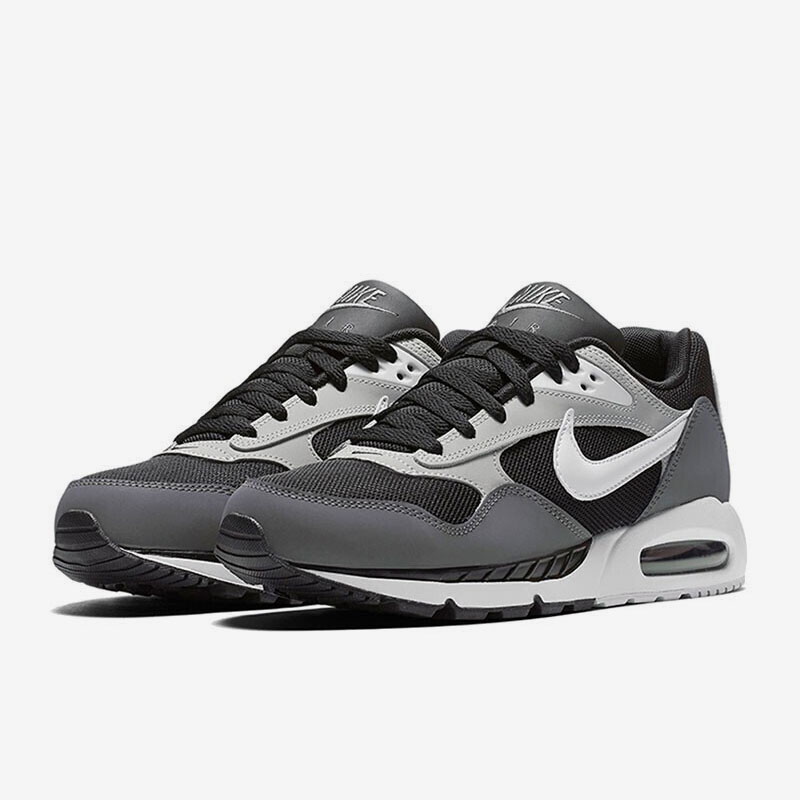 Running Gear Nike - Sepatu lari kasual pria Air Max